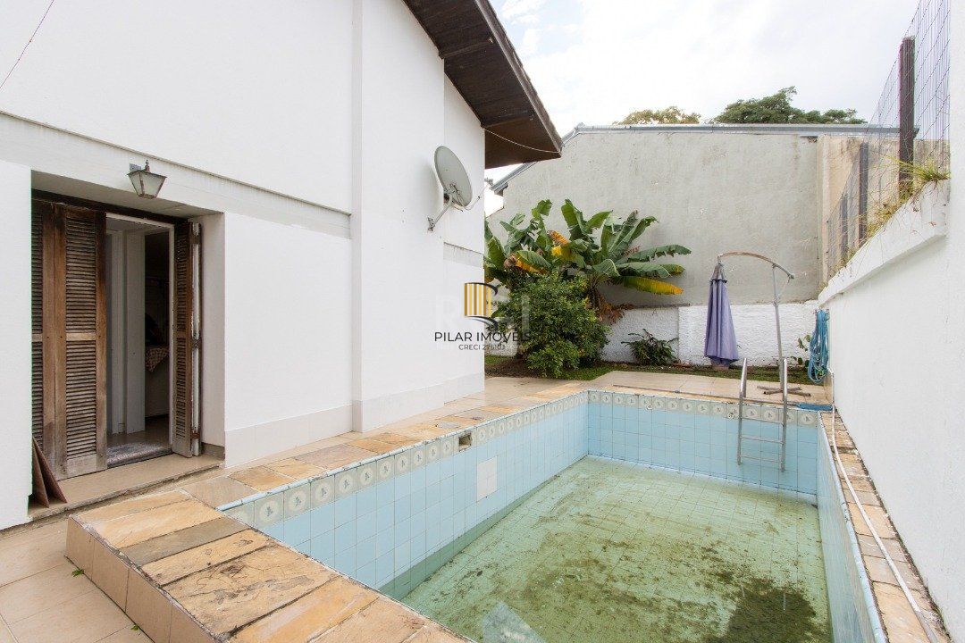 Casa para Venda - 180m², 3 dormitórios, sendo 1 suites, 2 vagas - Ipanema