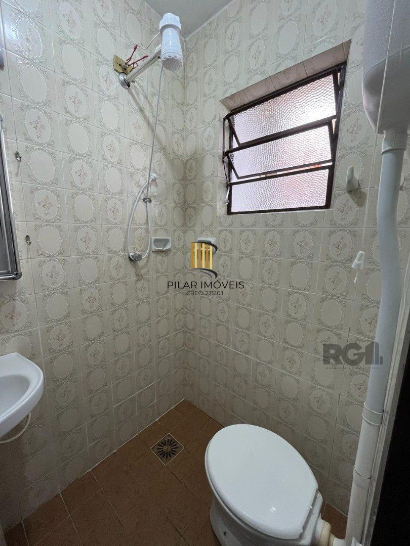 Casa 3 dormitórios no bairro Restinga