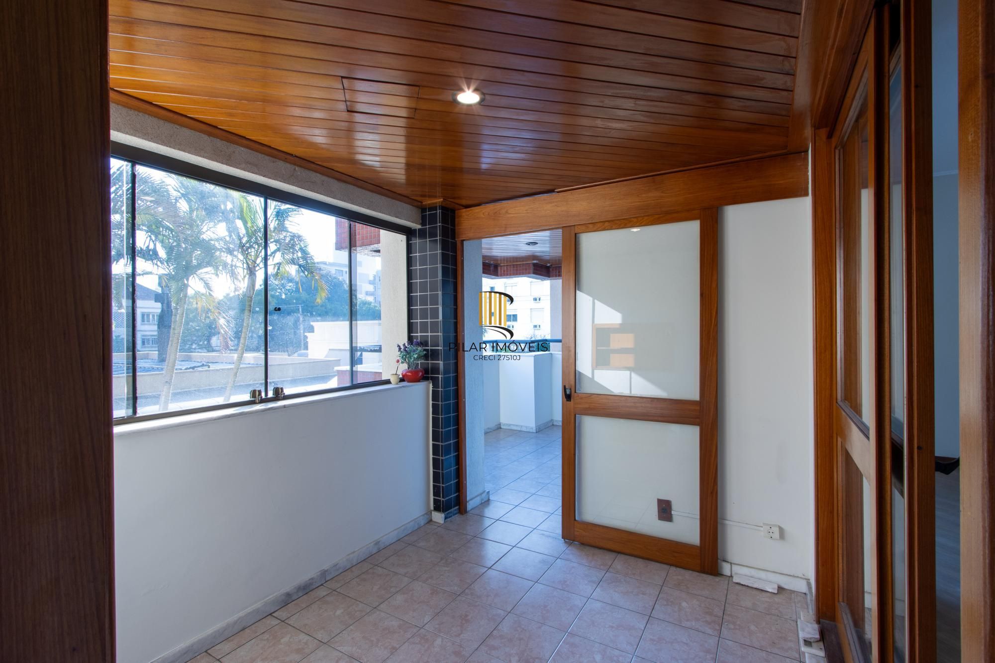Apartamento 3 dormitórios no bairro Menino Deus