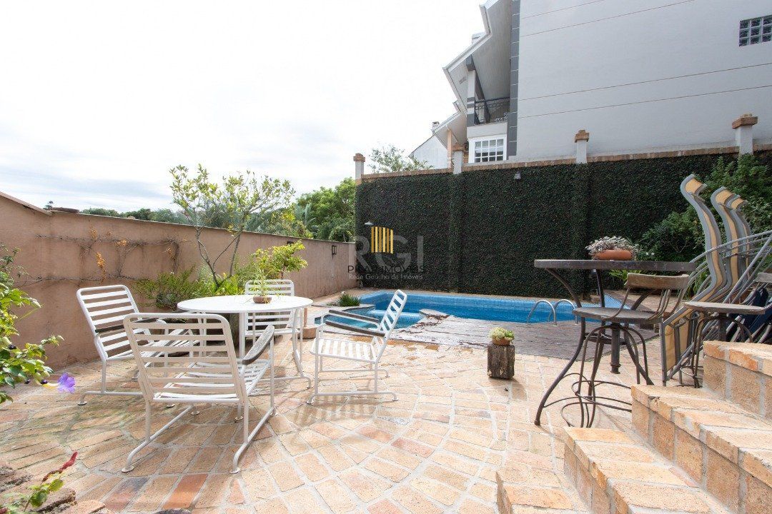 Casa 3 dormitórios no bairro Jardim Isabel