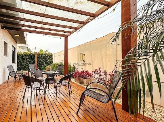 Casa de Condomínio 4 dormitórios no bairro Centro