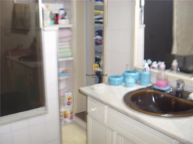 Casa para Venda - 238m², 4 dormitórios, sendo 1 suites, 2 vagas - Medianeira