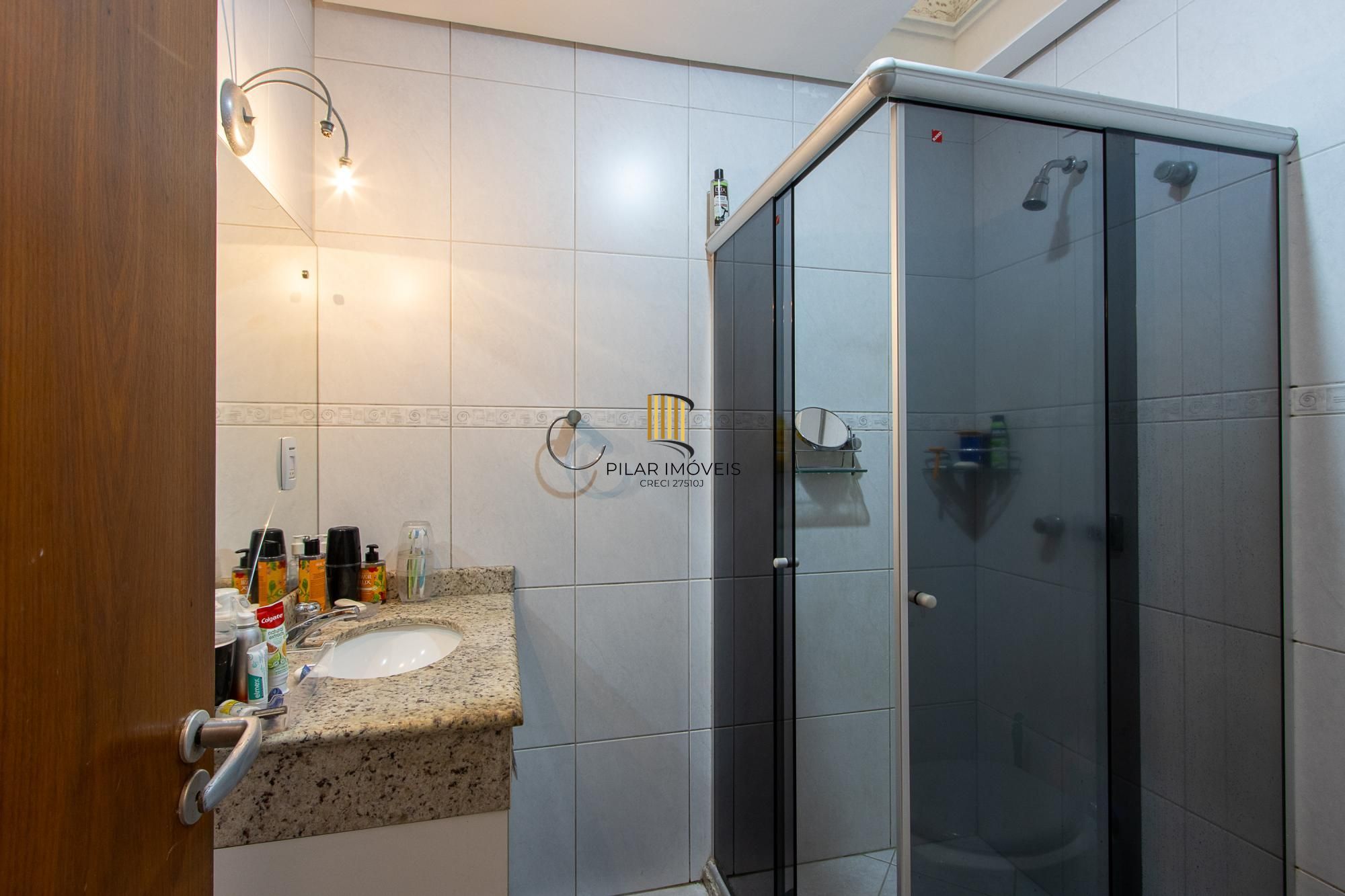 Casa de Condomínio 3 dormitórios no bairro Tristeza