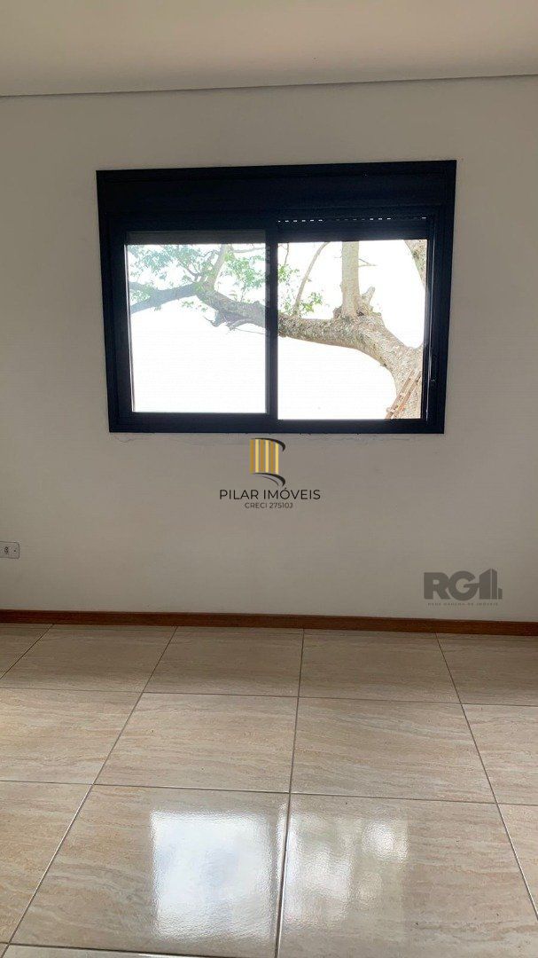 AMPLA CASA COM PRAIA PRIVATIVA NA ZONA SUL DE POA