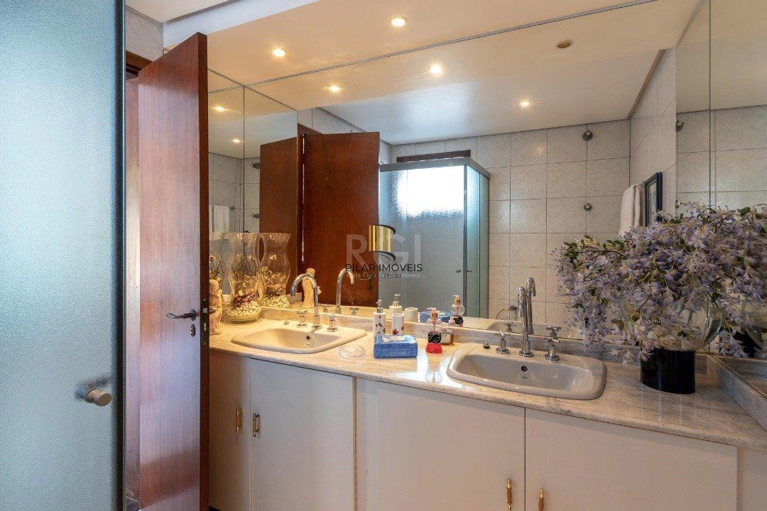 Casa para Venda - 960m², 6 dormitórios, sendo 5 suites, 8 vagas - Ipanema