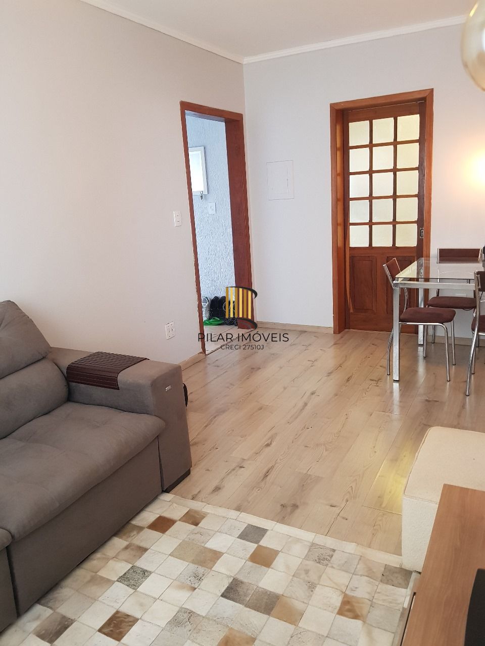 Apartamento 2 dormitórios, 2 vagas, no Bairro Nonoai.