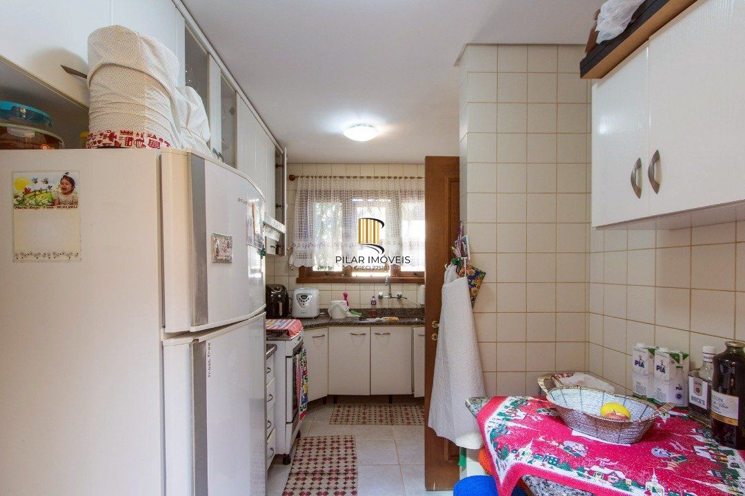 Casa Condominio para Venda - 195m², 2 dormitórios, sendo 1 suites, 2 vagas - Tristeza