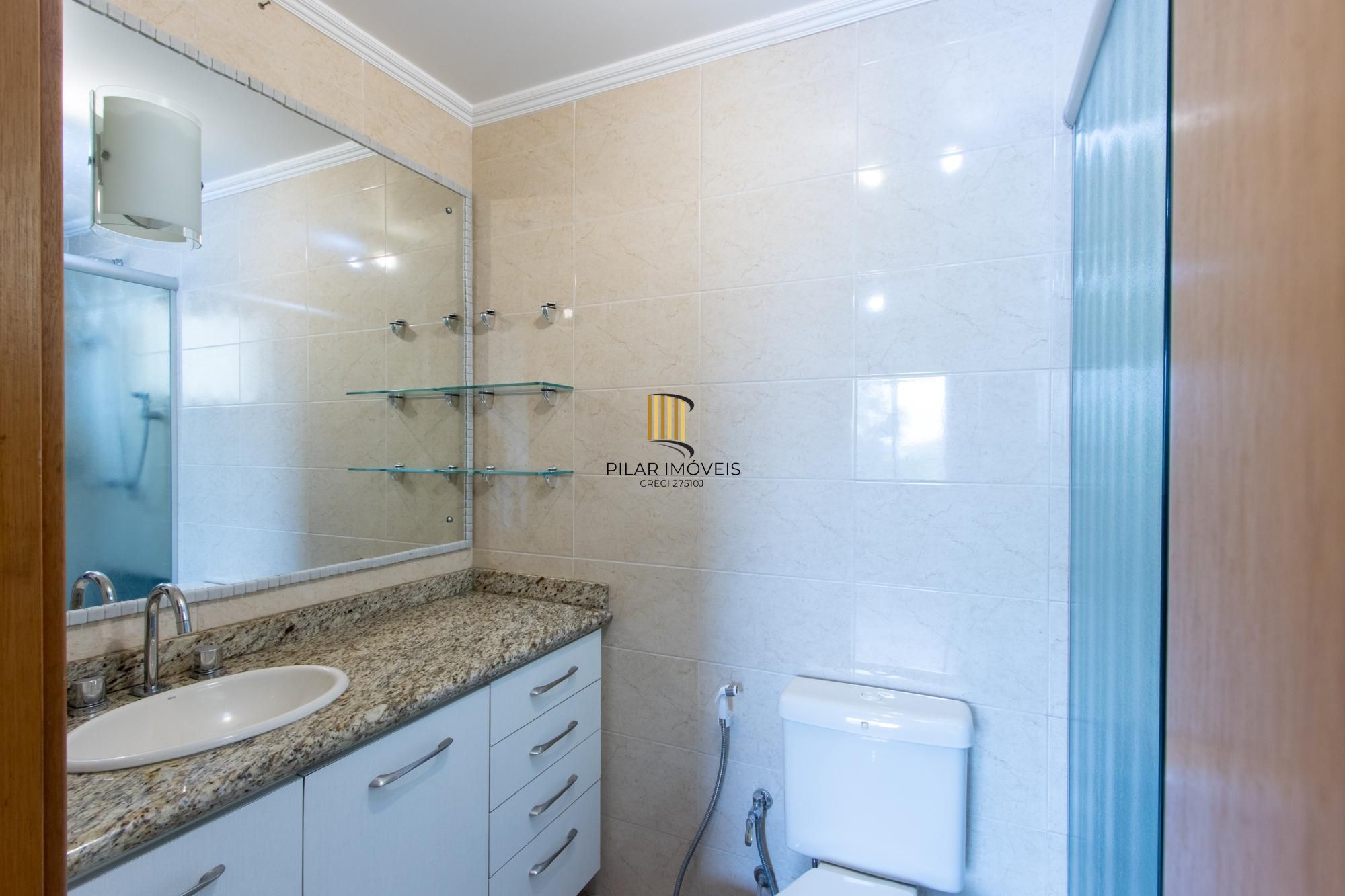 Apartamento para Venda - 93.43m², 3 dormitórios, 1 suite, 1 vaga - Teresópolis