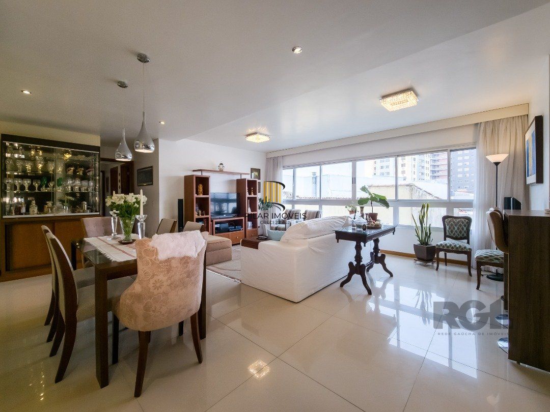 Apartamento com 3 quartos, suite, 3 vagas, condomínio com infra - Bairro Tristeza