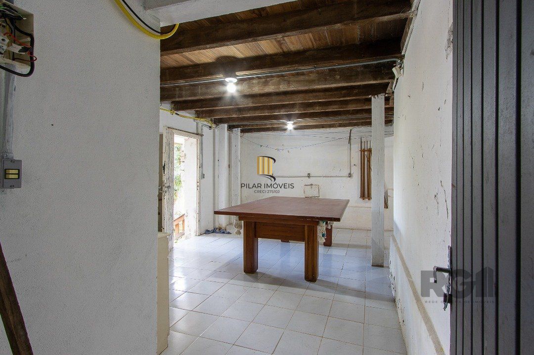 Casa para Venda - 380m², 4 dormitórios, sendo 1 suites, 4 vagas - Vila Assunção