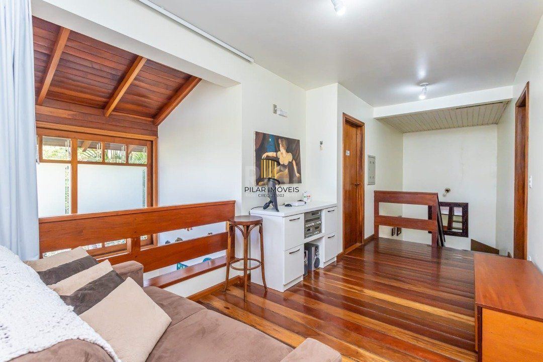 Casa 3 dormitórios no bairro Teresópolis