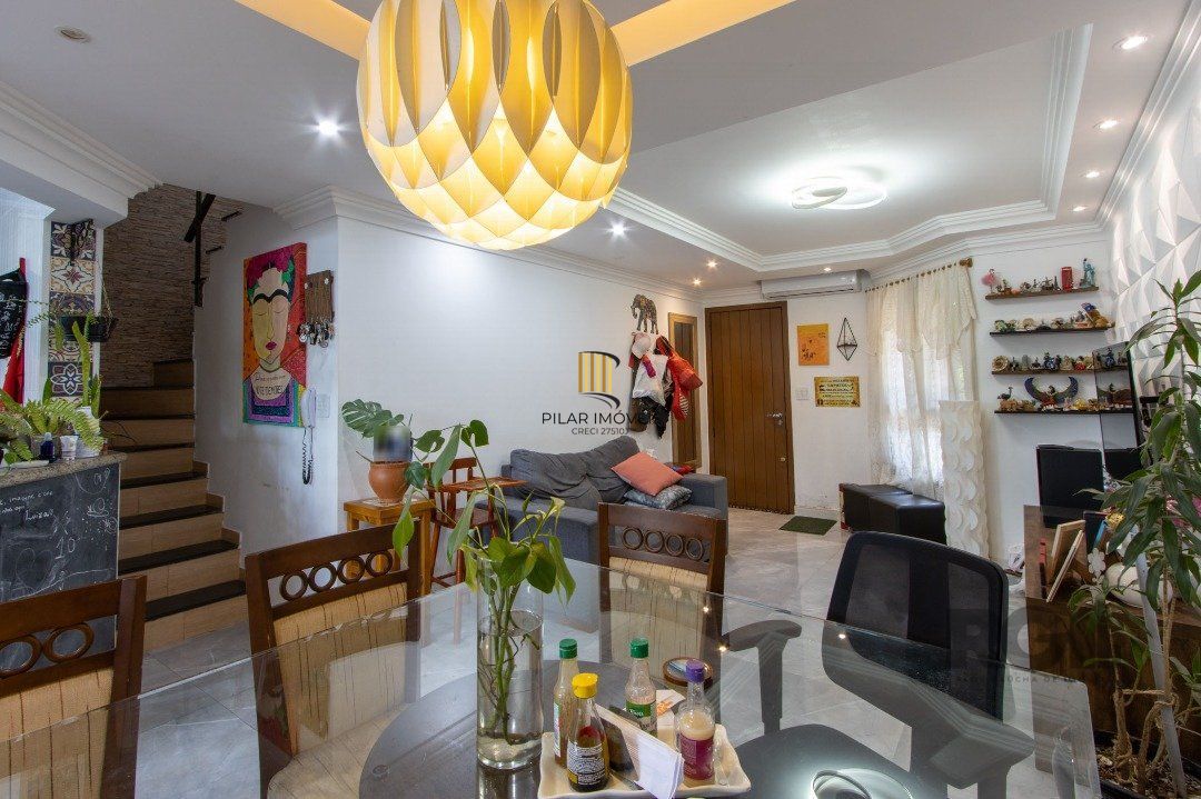 Casa Condominio para Venda - 139m², 3 quartos, 1 suite, 1 vaga - Cavalhada