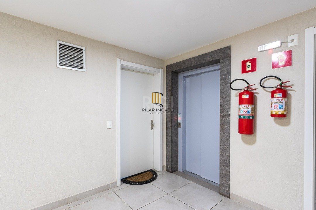 Duplex para Venda - 128.73m², 3 dormitórios, sendo 1 suites, 3 vagas - Cristal