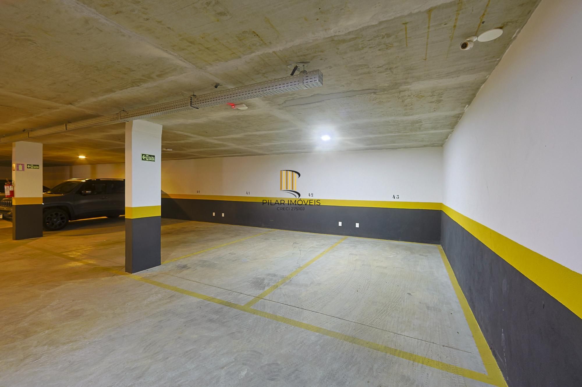 Apartamento com 217m² e 3 dormitórios no bairro Tristeza em PORTO ALEGRE para Comprar