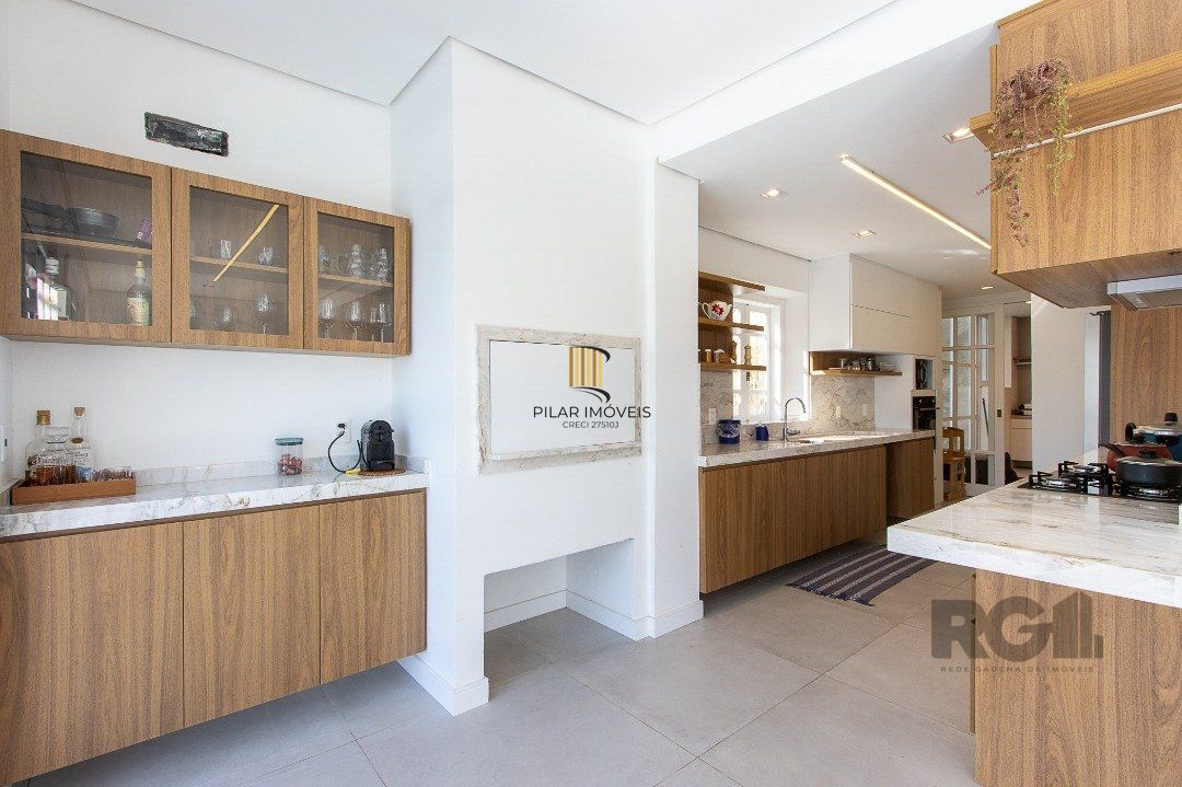 Casa 4 dormitórios no bairro Vila Conceição