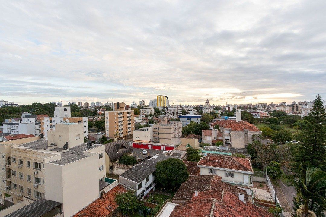 Cobertura para Venda - 247.08m², 3 dormitórios, sendo 1 suites, 2 vagas - Vila Ipiranga