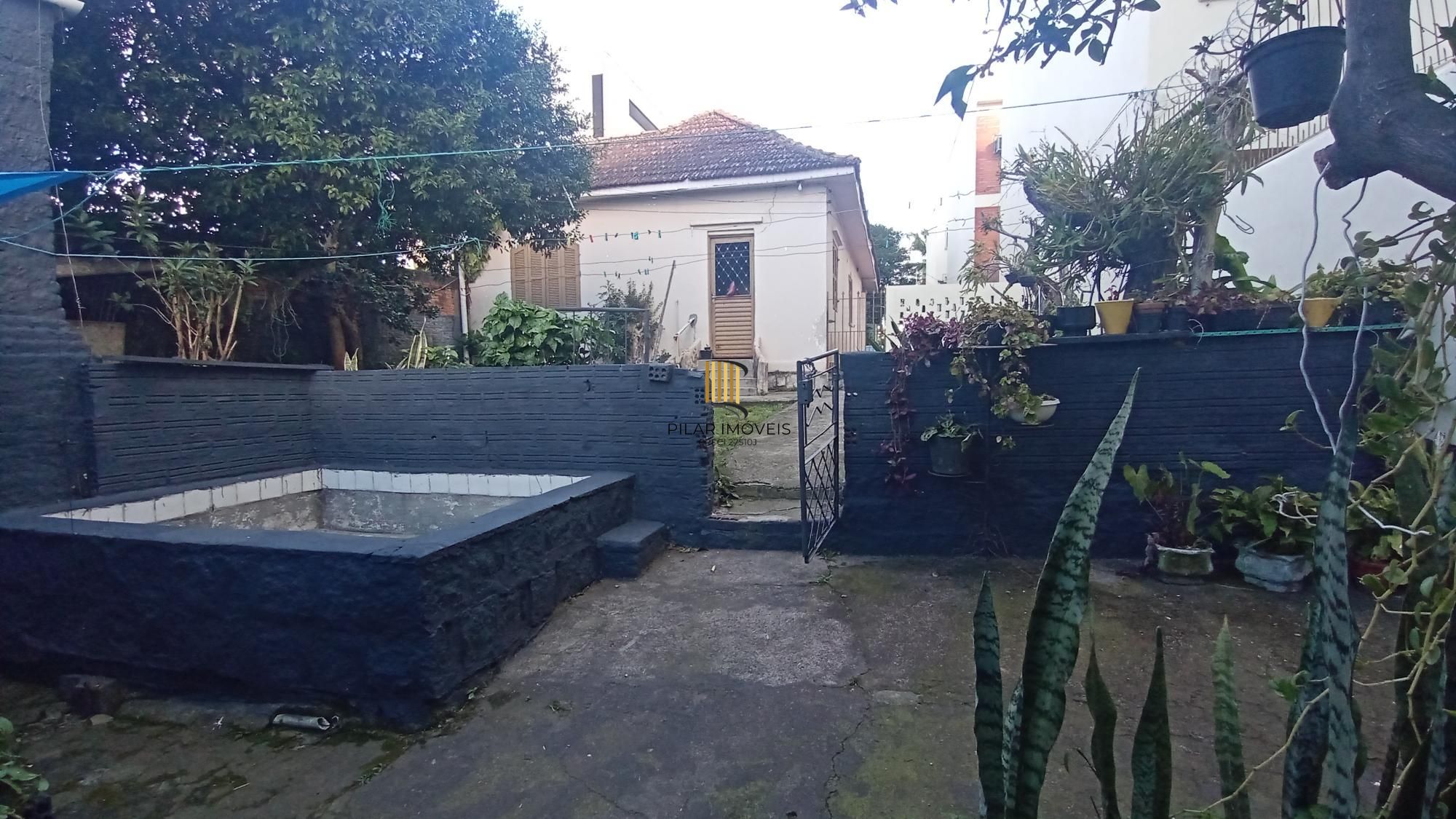 Terreno com 750m² na Av. Otto Niemeyer, bairro Camaquã