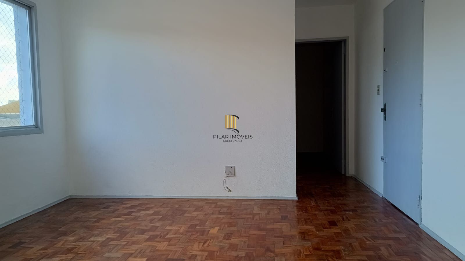 Apartamento 01 dormitório com box carro