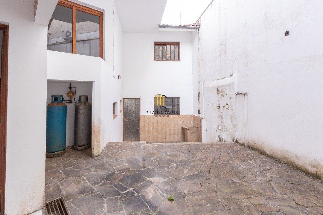 Casa para Venda - 558.14m², 4 dormitórios, sendo 4 suites, 6 vagas - Jardim Isabel