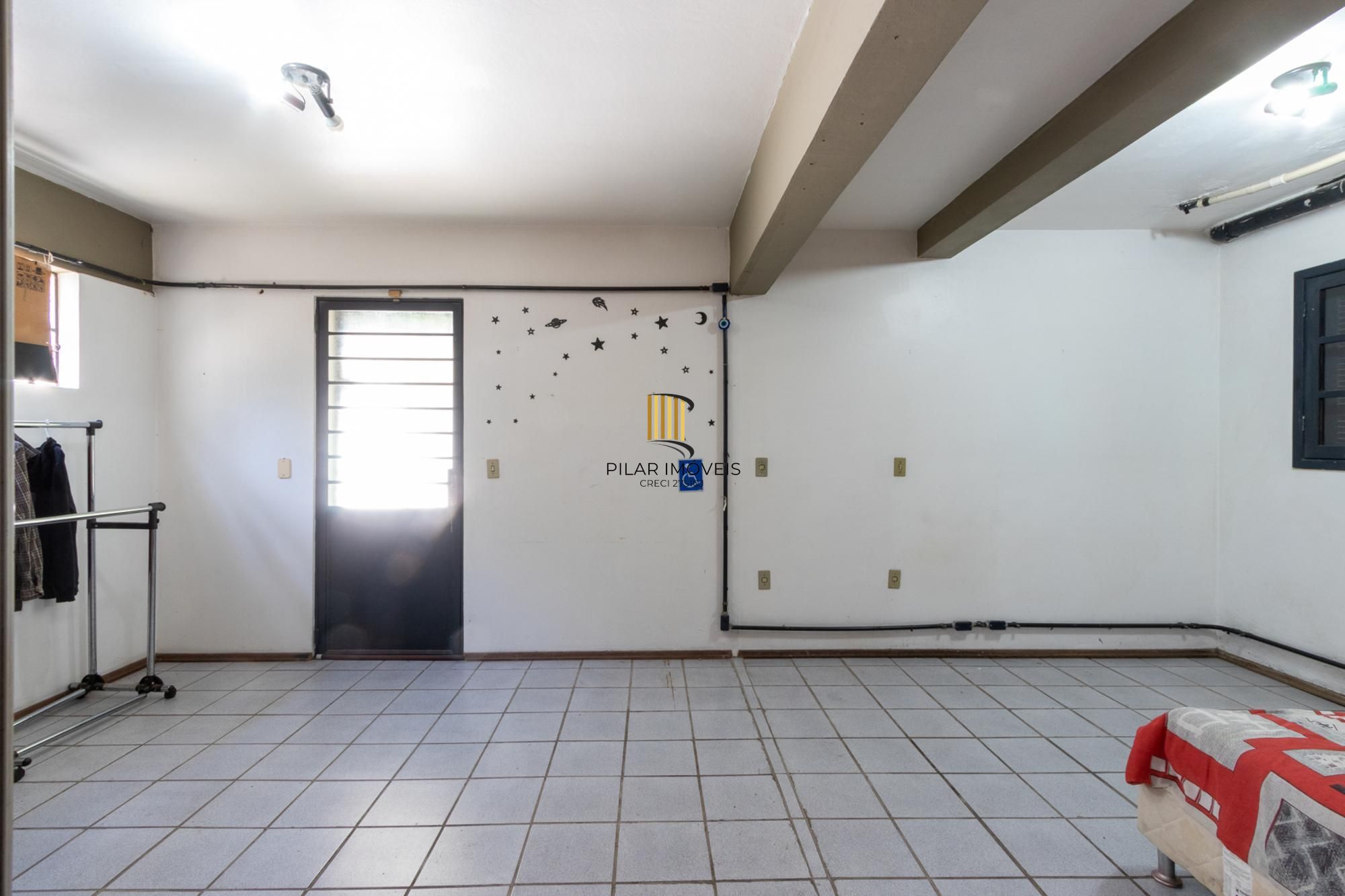 Casa para Venda - 286.28m², 2 dormitórios, sendo 1 suites, 3 vagas - Santa Tereza