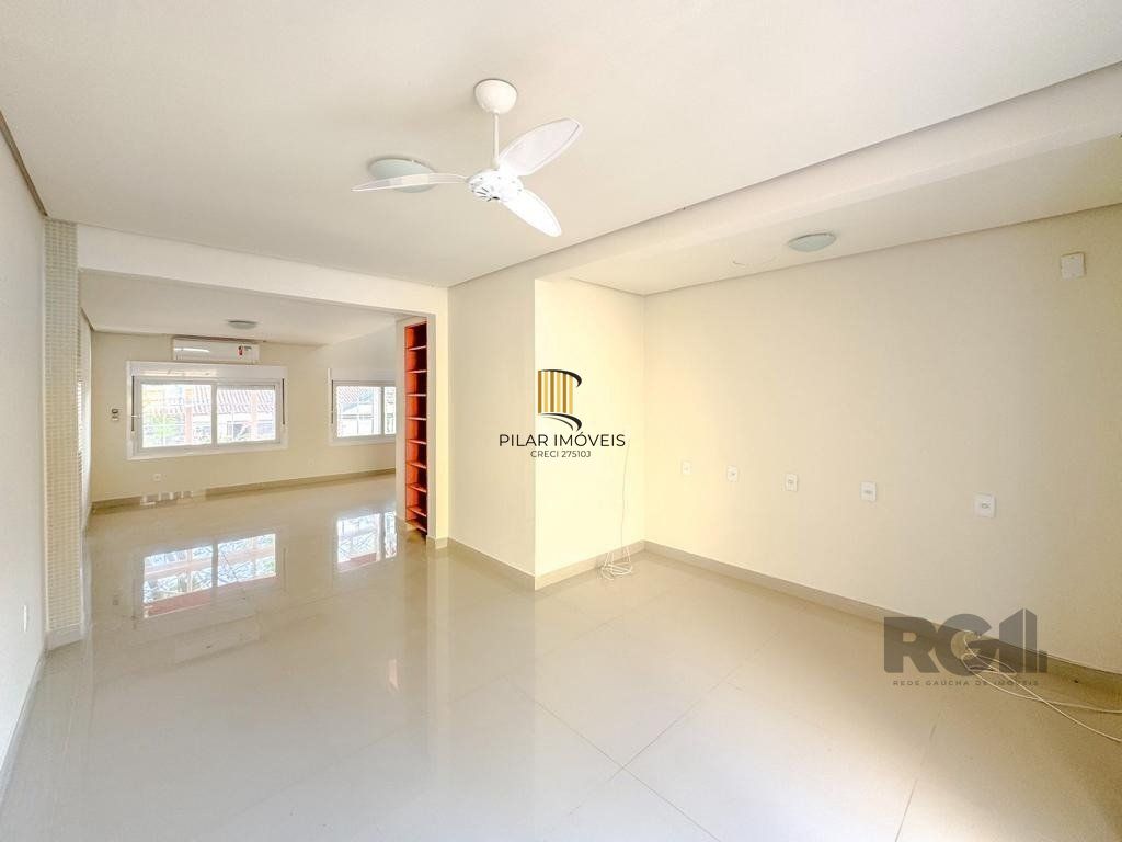 Casa Condominio para Venda - 297.63m², 3 dormitórios, sendo 1 suites, 2 vagas - Espirito Santo