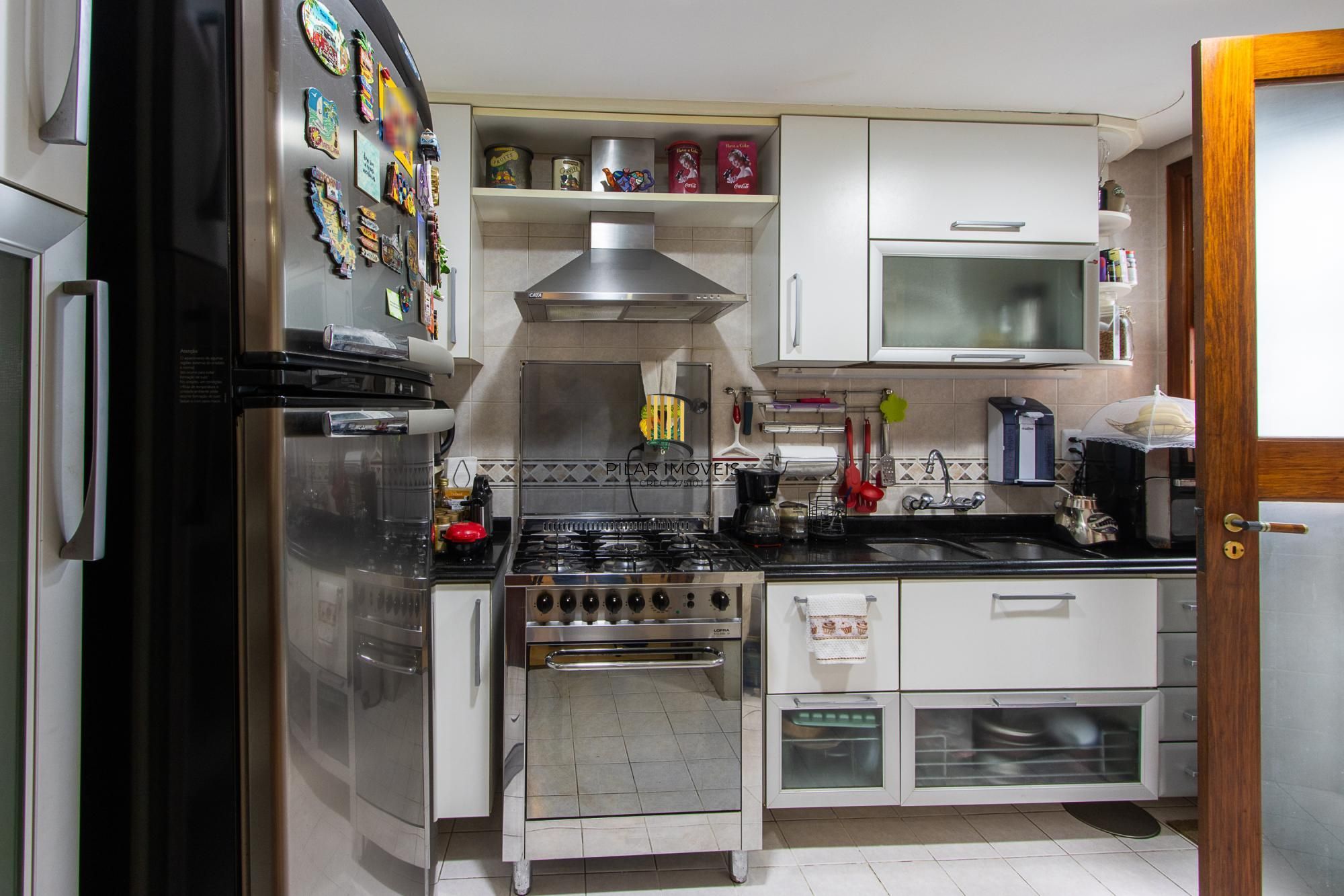 Apartamento de 3 dormitórios, 1 suíte e 3 vagas no bairro Ipanema.