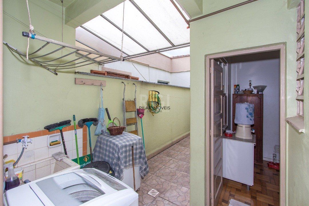 Apartamento para Venda - 132m², 3 dormitórios, 1 vaga - Glória
