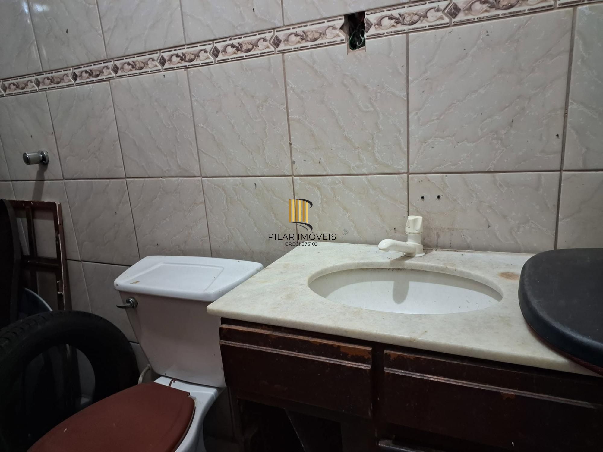 Casa 3 dormitórios no bairro Espírito Santo