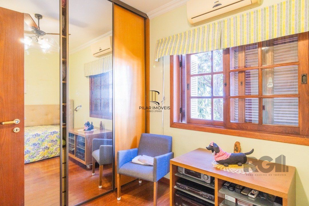 Apartamento amplo de 191m² privativos reformado