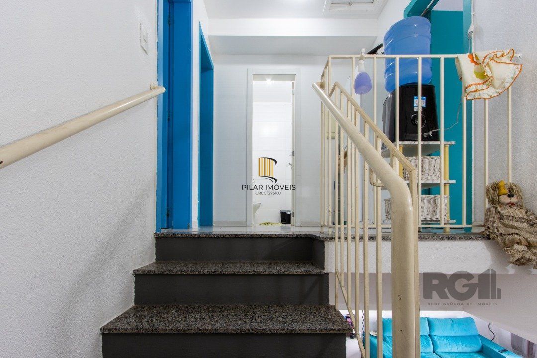 Casa 3 dormitórios no bairro Camaquã