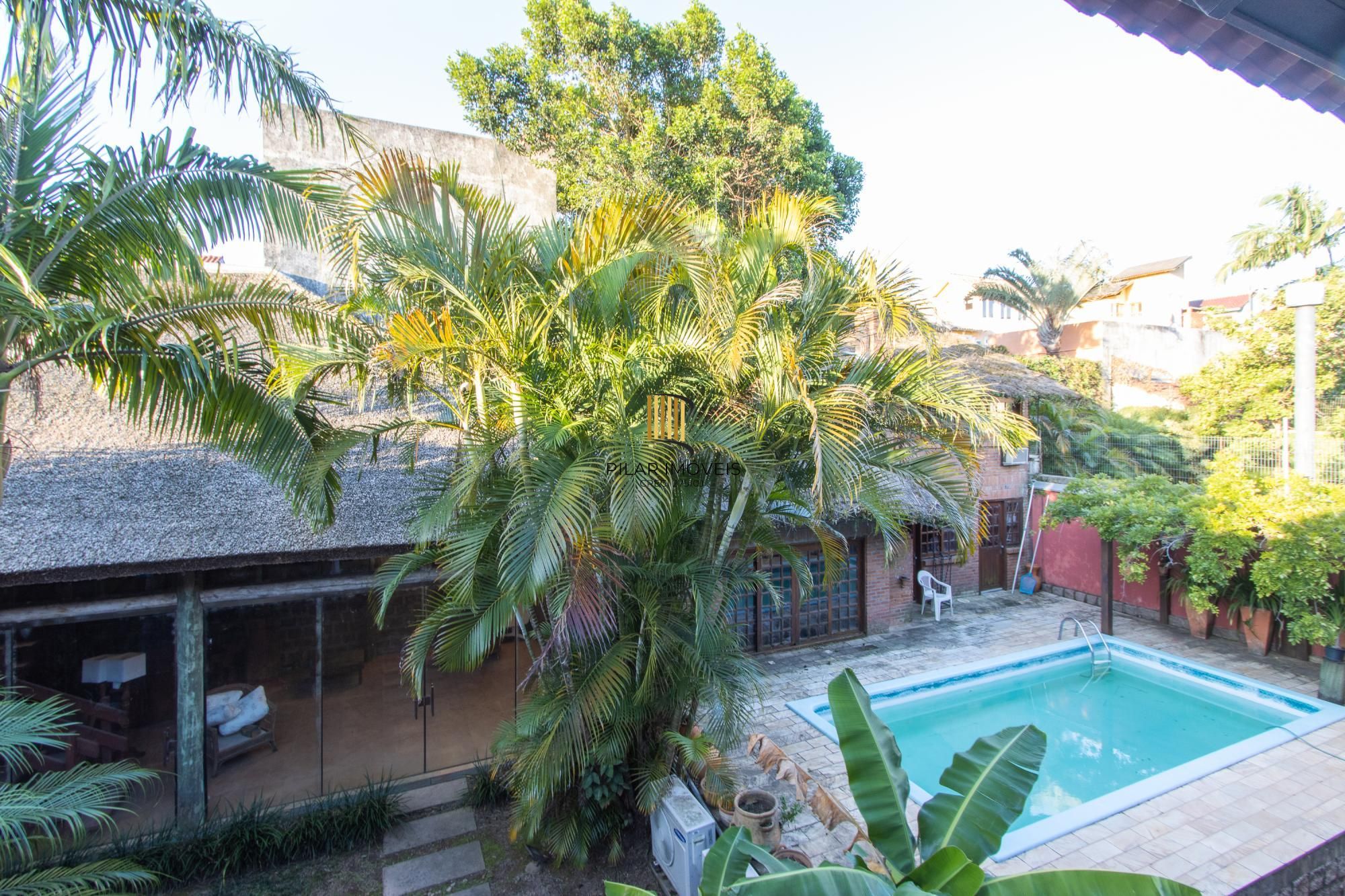 Excelente Casa em Condominio Fechado com 440,60m Dormitórios, sendo 2 Suítess