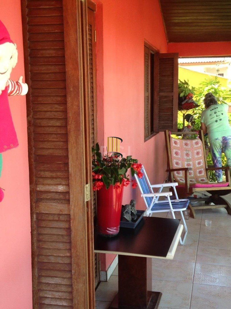 Casa para Venda - 90m², 3 dormitórios, 1 vaga - Vila Nova