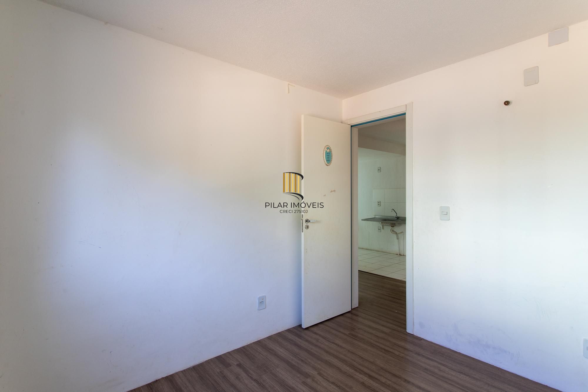 Apartamento 2 quartos, reformado, 1 vaga escriturada - Vila Nova