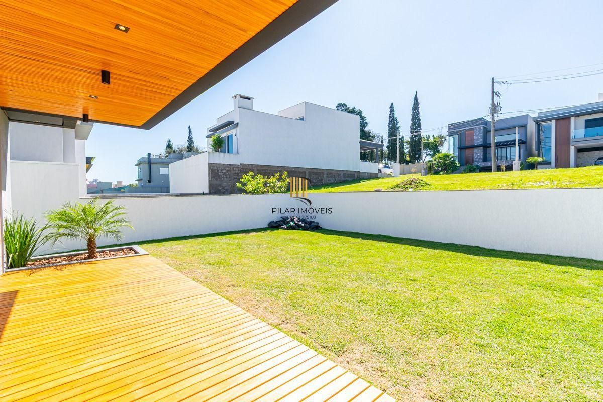 Casa de Condomínio com 3 suítes para comprar no Centro de Gravataí
