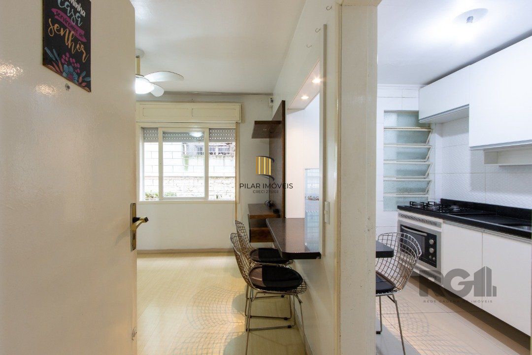 Apartamento 2 dormitórios, bairro Camaquã.