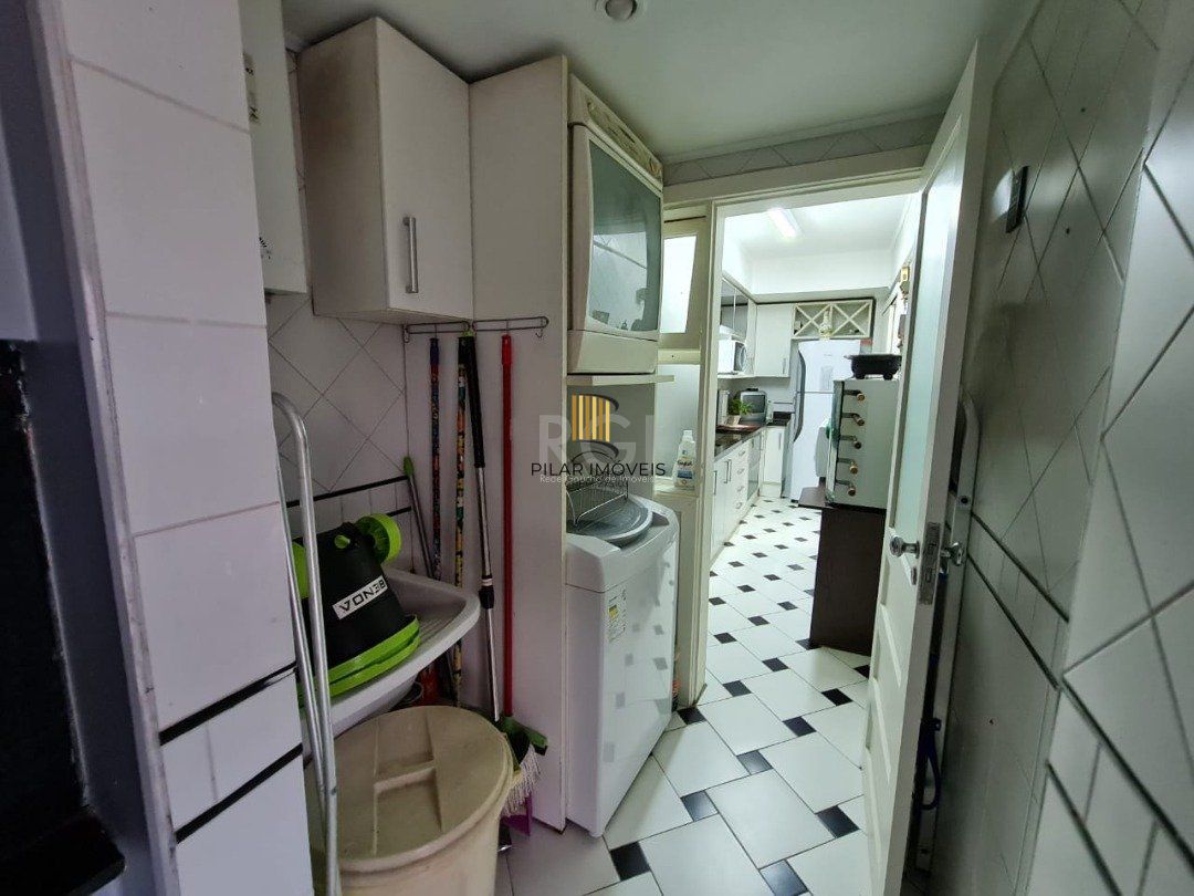 Apartamento para Venda - 94.67m², 3 dormitórios, sendo 1 suites, 1 vaga - Menino Deus