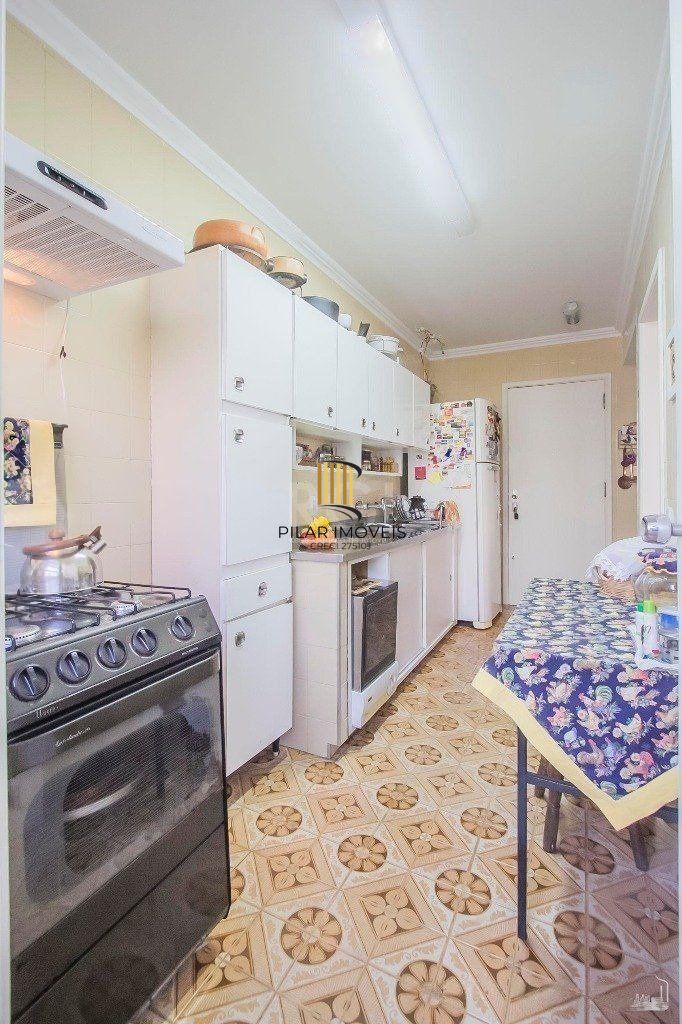 Apartamento para Venda - 124.43m², 3 dormitórios, sendo 1 suites, 2 vagas - Menino Deus
