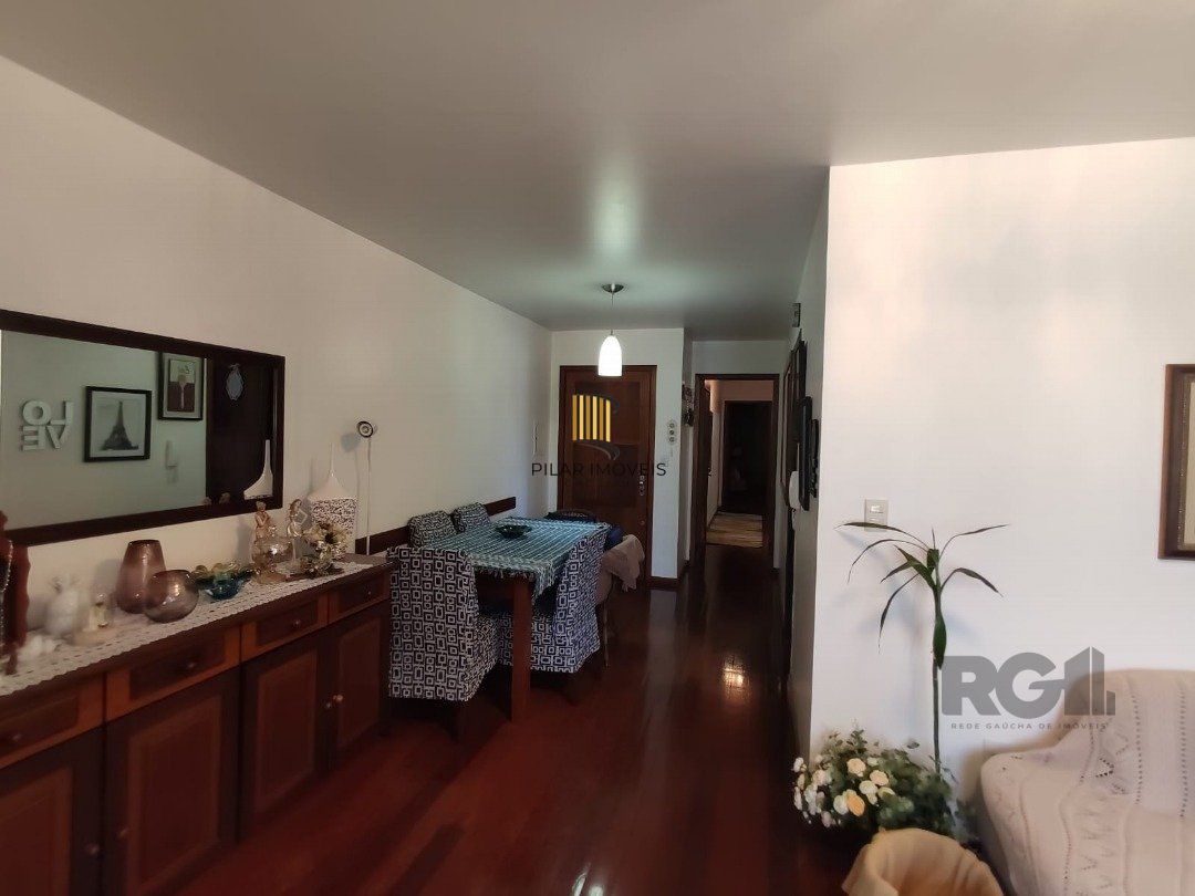 Apartamento 2 dormitórios no bairro Tristeza