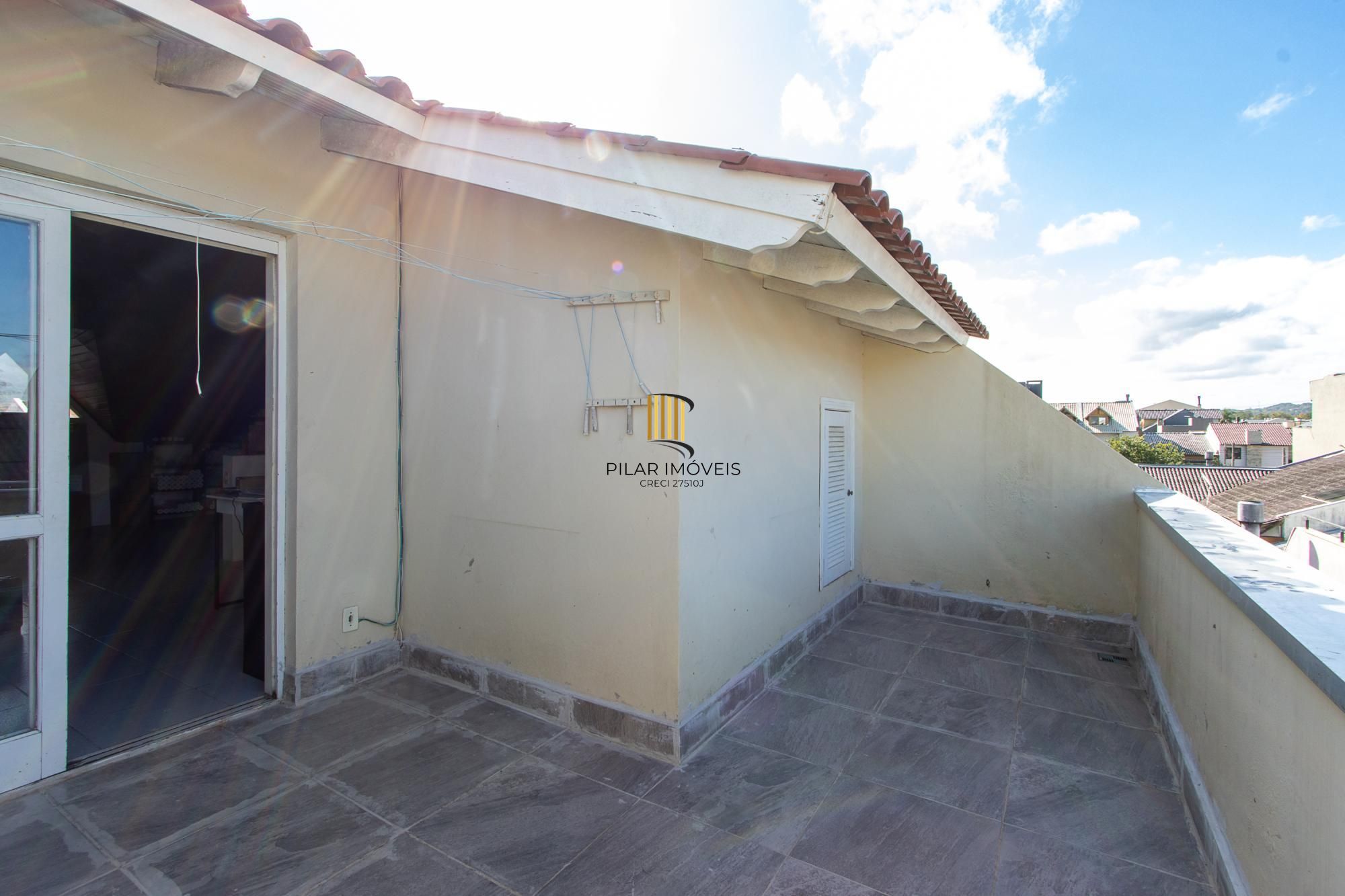 Casa de Condomínio 3 dormitórios no bairro Hípica