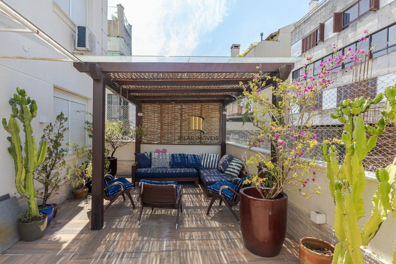 Apartamento Garden com 2 quartos, 3 vagas e 116.71m²