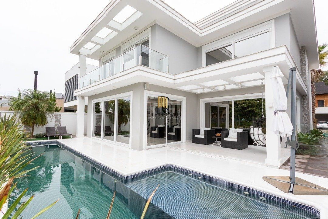 Casa Condominio para Venda - 239.3m², 3 dormitórios, sendo 2 suites, 6 vagas - Distrito Industrial
