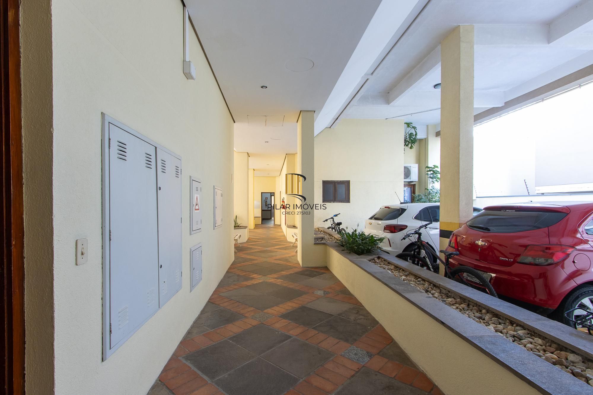 Cobertura 2 dormitórios no bairro Menino Deus