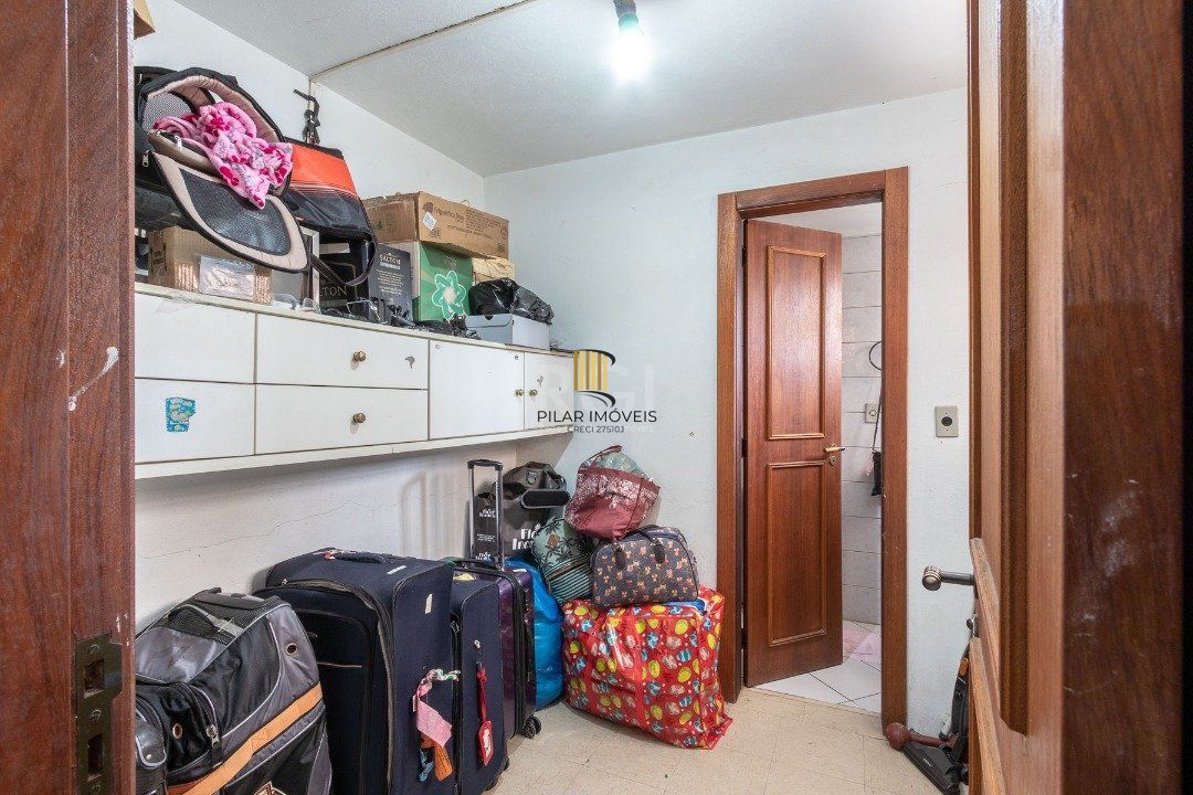 Casa Condominio para Venda - 175m², 3 dormitórios, sendo 1 suites, 4 vagas - Tristeza