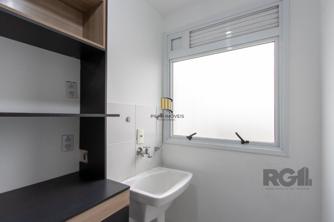 Apartamento 2 dormitórios no bairro Tristeza