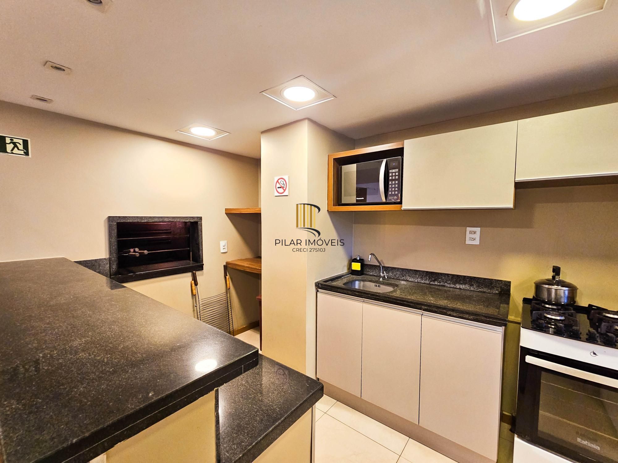 Apartamento de 2 quartos, com suíte, churrasqueira, vaga escruturada, infra completa, na zona sul.