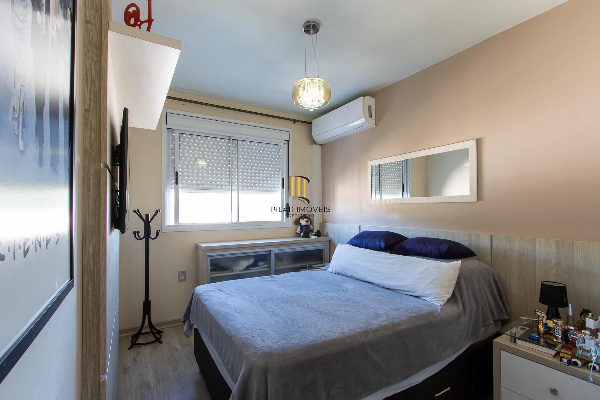 Apartamento, 2 dormitórios e 1 vaga, bairro Jardim Carvalho.