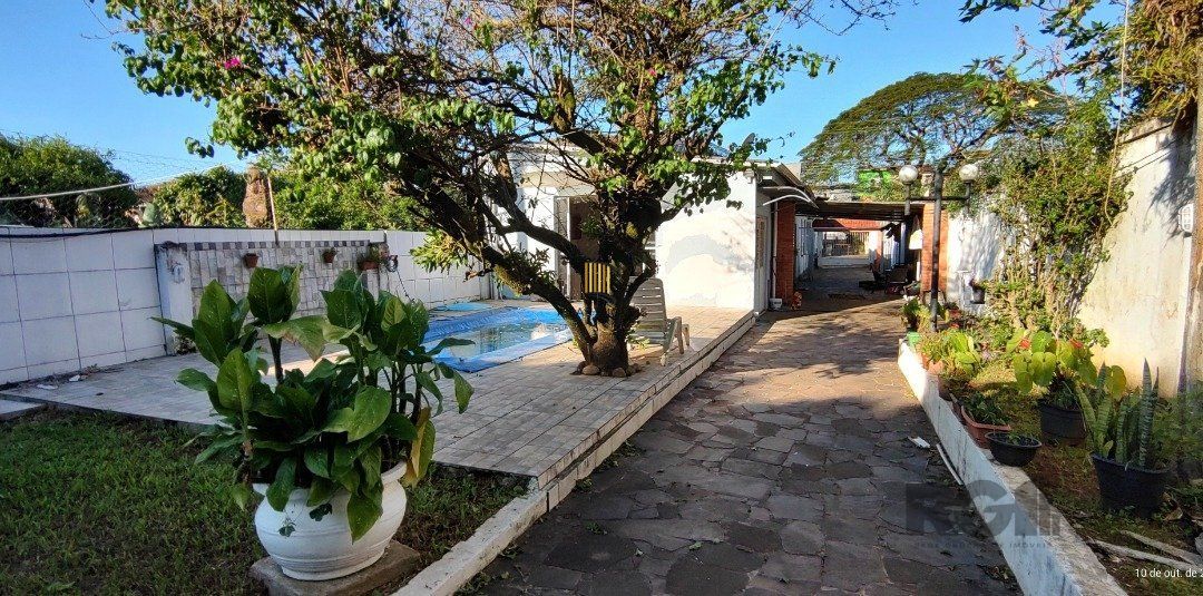 Casa | 3 quartos | 243,93m2 | 8 vagas | Bairro Nonoai