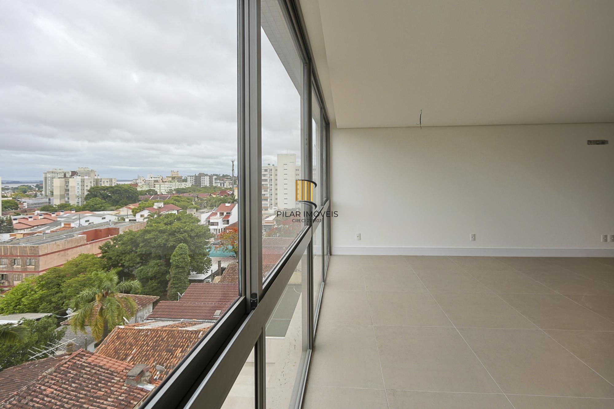 Apartamento com 217m² e 3 dormitórios no bairro Tristeza em PORTO ALEGRE para Comprar