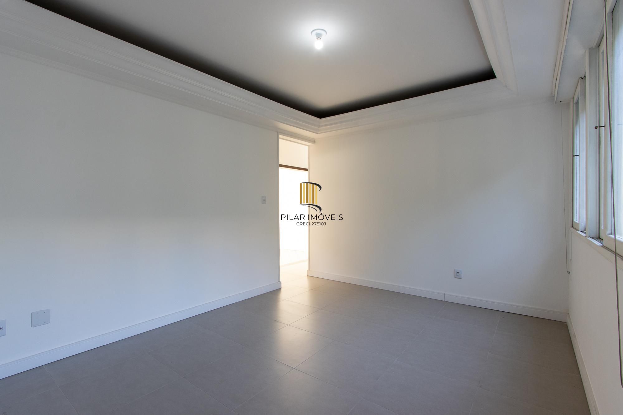 Apartamento à venda no bairro Moinhos de Vento, em Porto Alegre – RS. Com área privativa de 100.73m².