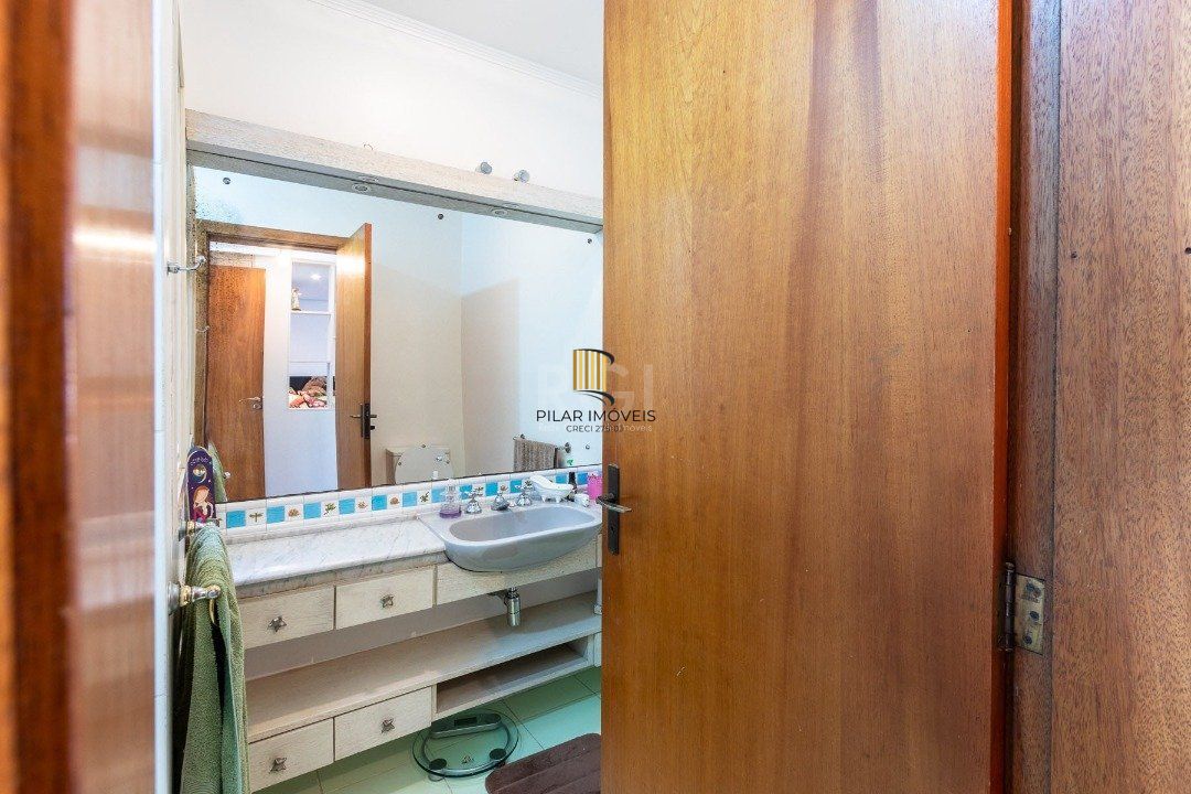 Casa para Venda - 226.96m², 3 dormitórios, sendo 2 suites, 3 vagas - Jardim Isabel